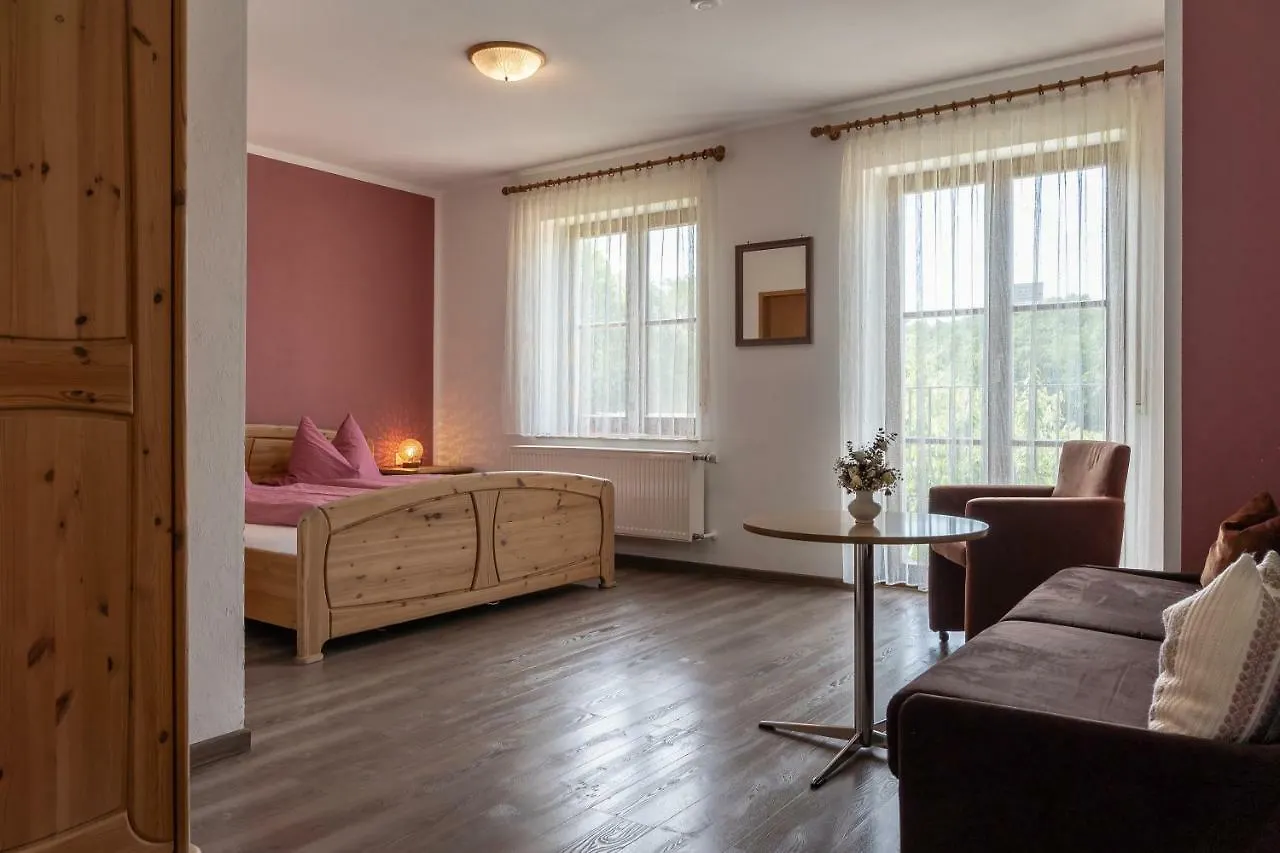 Gasthof Zur Frohen Einkehr Reichardsroth 3*,  Německo